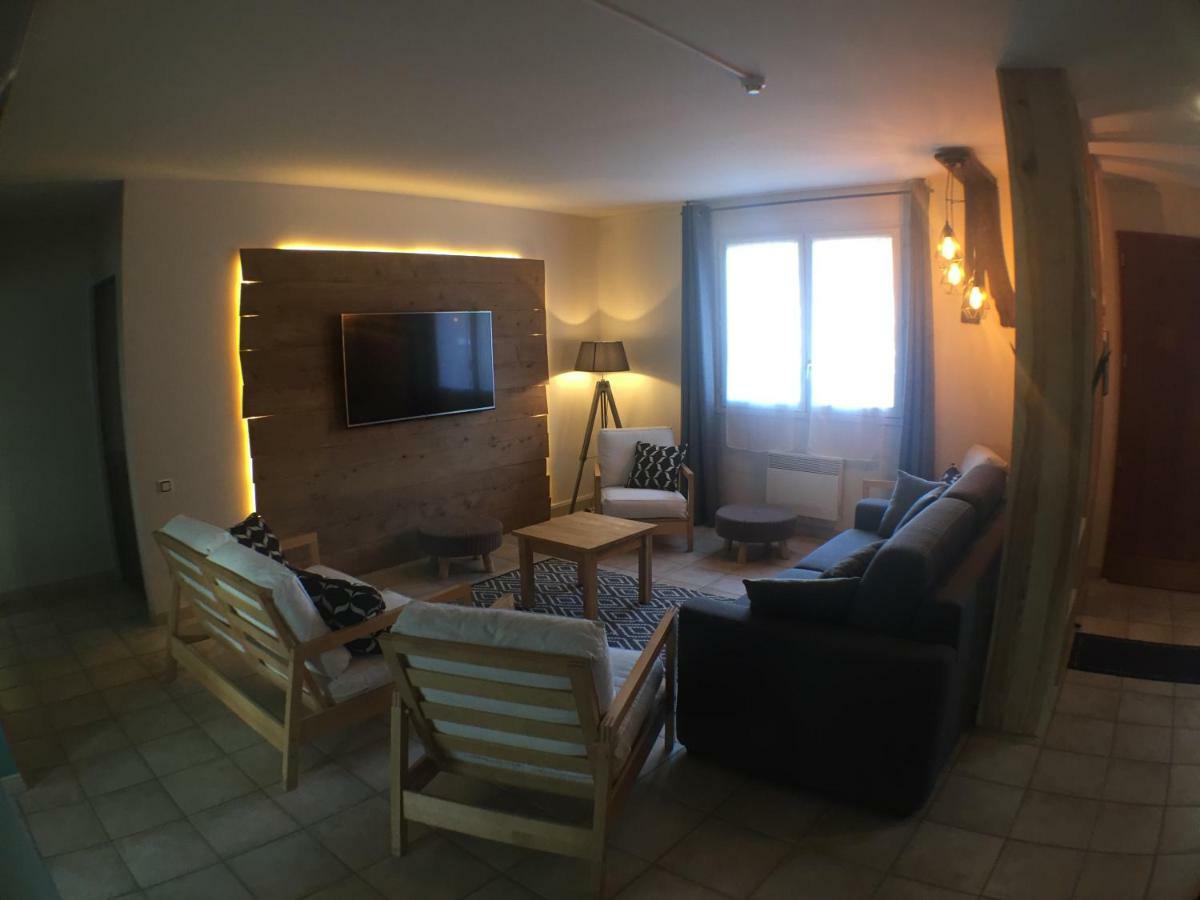 Domaine De La Loge Holiday home Flacey-en-Bresse